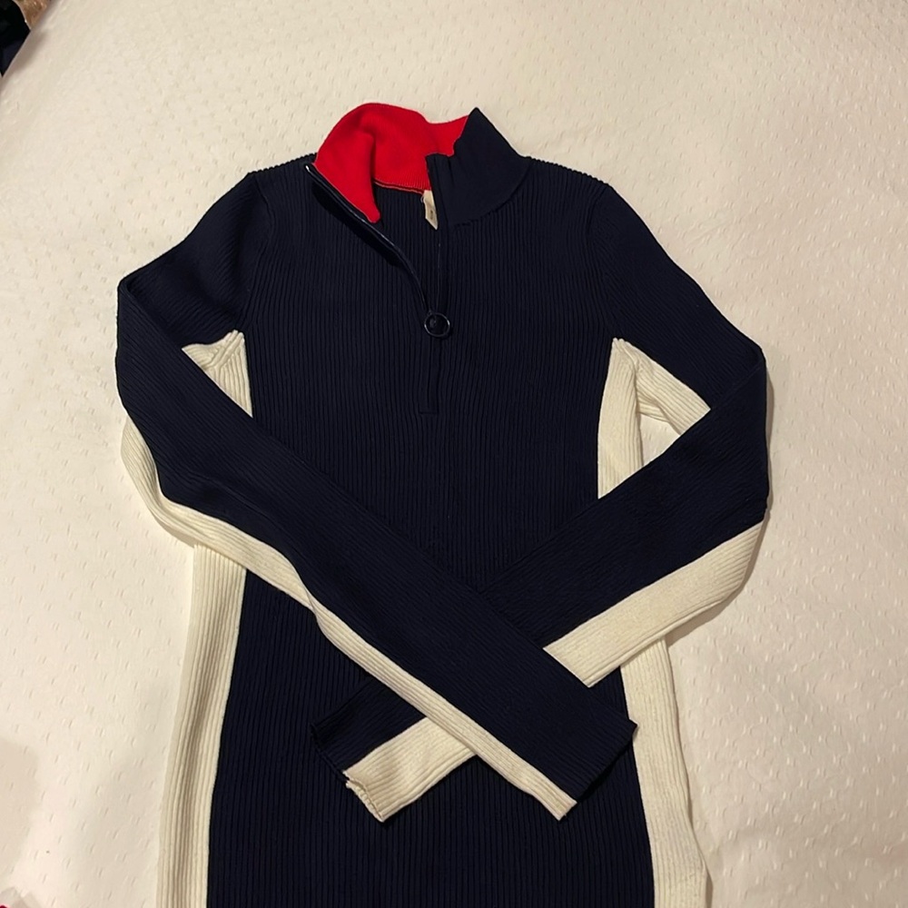 Women’s navy sweater